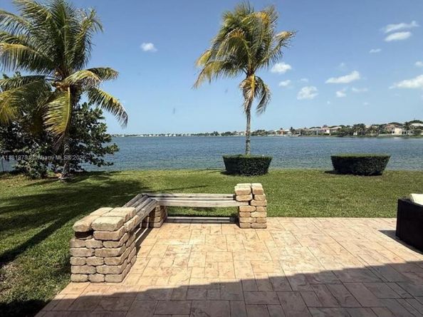 17018 SW 52nd Ct, Miramar FL 33027