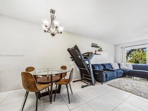 8945 NW 38th Dr 17, Coral Springs FL 33065