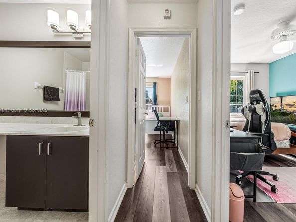 8945 NW 38th Dr 17, Coral Springs FL 33065