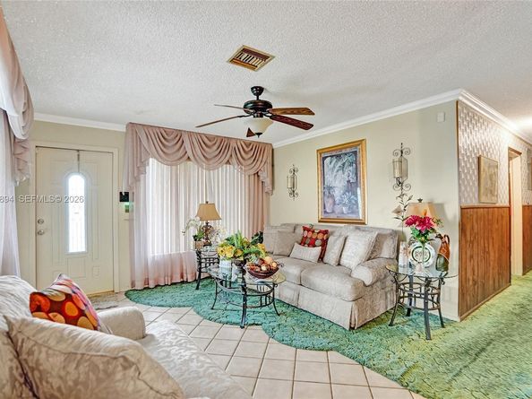 441 NW 33rd Ter, Lauderhill FL 33311