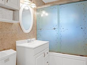 441 NW 33rd Ter, Lauderhill FL 33311