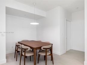 300 S Pointe Dr 907, Miami Beach FL 33139