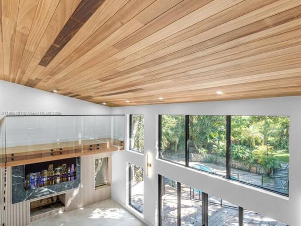 6525 SW 133rd Dr, Pinecrest FL 33156