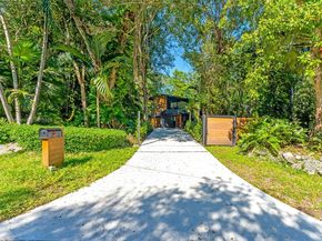 6525 SW 133rd Dr, Pinecrest FL 33156