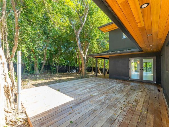 6525 SW 133rd Dr, Pinecrest FL 33156