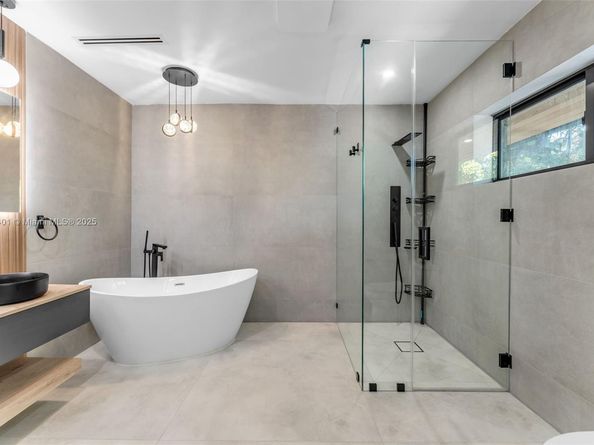 6525 SW 133rd Dr, Pinecrest FL 33156