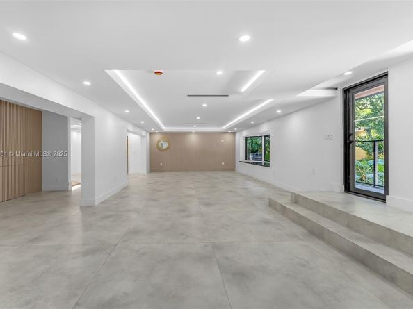 6525 SW 133rd Dr, Pinecrest FL 33156