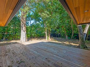 6525 SW 133rd Dr, Pinecrest FL 33156