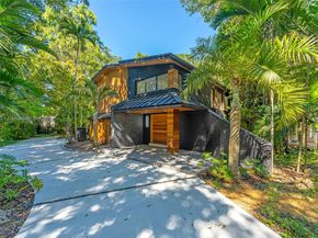 6525 SW 133rd Dr, Pinecrest FL 33156