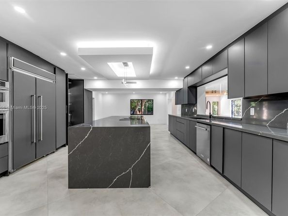 6525 SW 133rd Dr, Pinecrest FL 33156