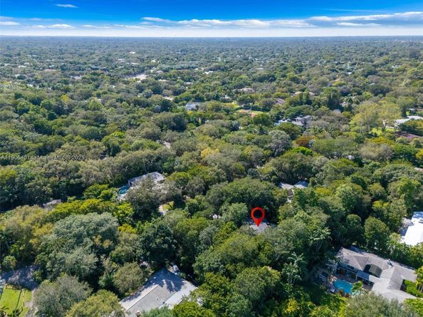 6525 SW 133rd Dr, Pinecrest FL 33156