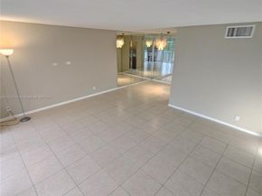 7051 Environ Blvd 433, Lauderhill FL 33319