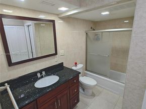 7051 Environ Blvd 433, Lauderhill FL 33319