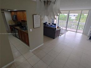 7051 Environ Blvd 433, Lauderhill FL 33319