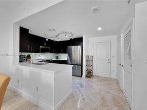 10 Aragon Ave 810, Coral Gables FL 33134