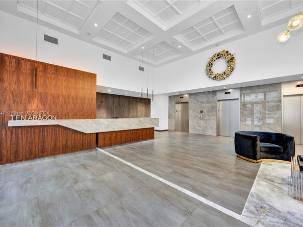10 Aragon Ave 810, Coral Gables FL 33134