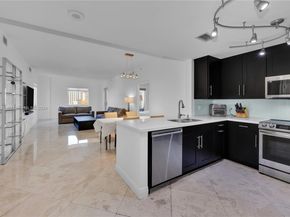 10 Aragon Ave 810, Coral Gables FL 33134