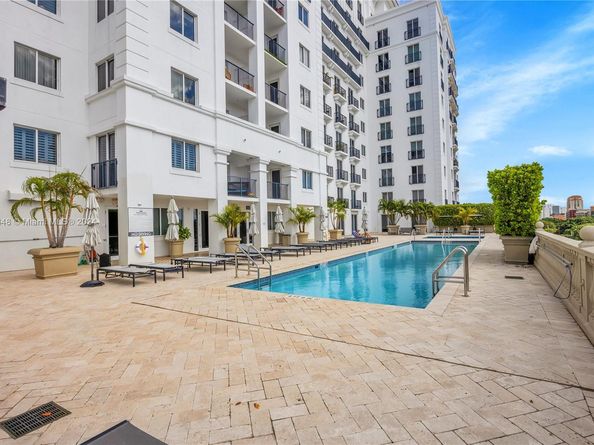 10 Aragon Ave 810, Coral Gables FL 33134
