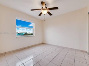 1661 SW 3rd St 25, Miami FL 33135