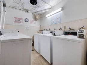 1661 SW 3rd St 25, Miami FL 33135