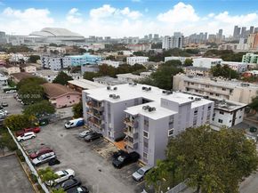 1661 SW 3rd St 25, Miami FL 33135