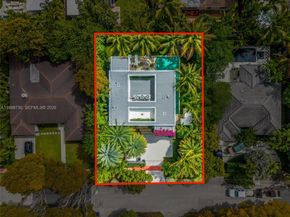 4515 N Michigan Ave, Miami Beach FL 33140