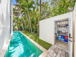 4515 N Michigan Ave, Miami Beach FL 33140