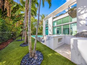 4515 N Michigan Ave, Miami Beach FL 33140