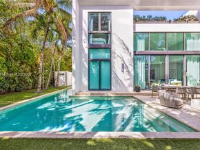 4515 N Michigan Ave, Miami Beach FL 33140