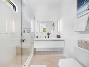 4515 N Michigan Ave, Miami Beach FL 33140