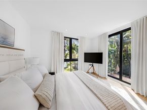 4515 N Michigan Ave, Miami Beach FL 33140