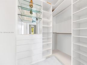 4515 N Michigan Ave, Miami Beach FL 33140