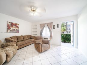 15610 NE 6th Ave 10B, Miami FL 33162