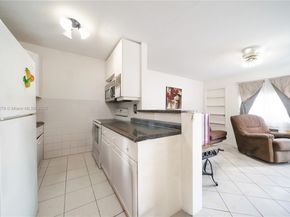 15610 NE 6th Ave 10B, Miami FL 33162