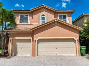 2215 Portofino Ave, Homestead FL 33033
