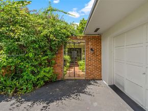 6830 SW 93rd Ct, Miami FL 33173