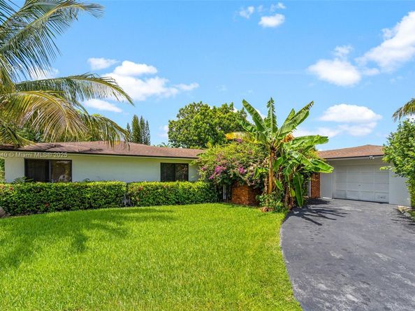 6830 SW 93rd Ct, Miami FL 33173