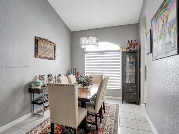 12974 SW 24th St, Miramar FL 33027