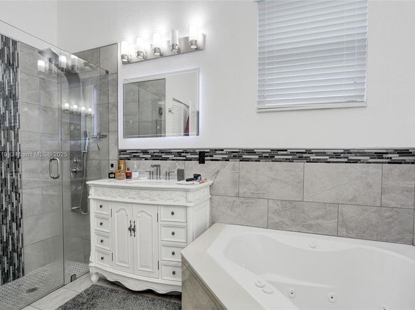 12974 SW 24th St, Miramar FL 33027