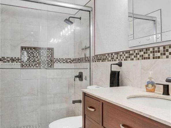 12974 SW 24th St, Miramar FL 33027