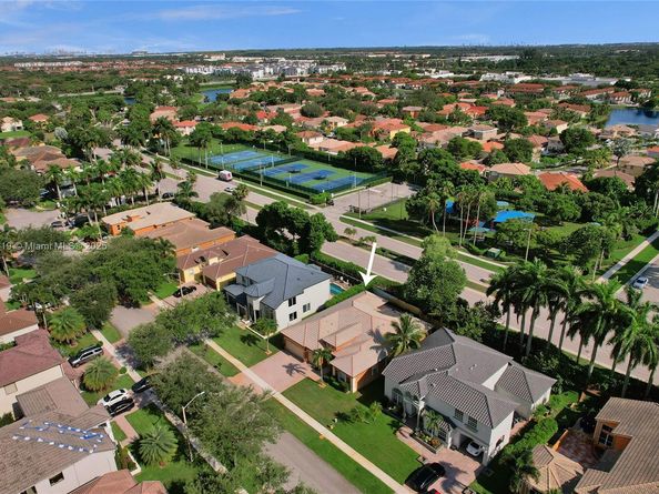 12974 SW 24th St, Miramar FL 33027