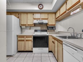 18370 Mediterranean Blvd 125, Hialeah FL 33015