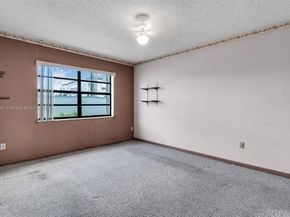 18370 Mediterranean Blvd 125, Hialeah FL 33015