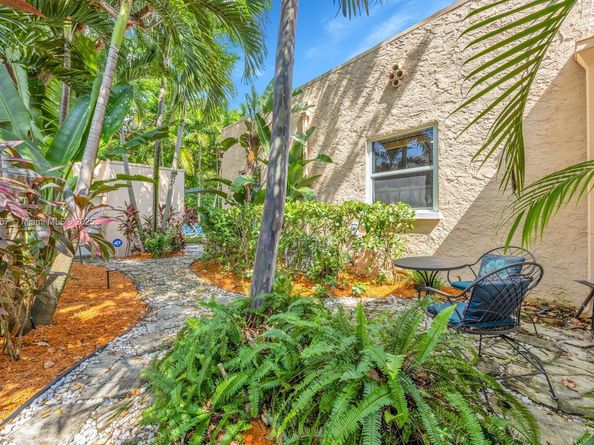 1406 Madrid St, Coral Gables FL 33134