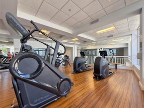 848 Brickell Key Dr 306, Miami FL 33131