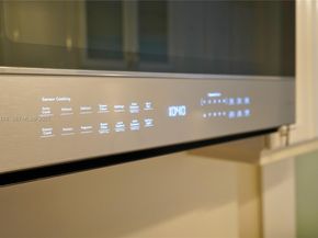 848 Brickell Key Dr 306, Miami FL 33131