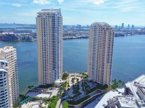 848 Brickell Key Dr 306, Miami FL 33131