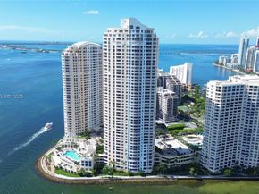 848 Brickell Key Dr 306, Miami FL 33131