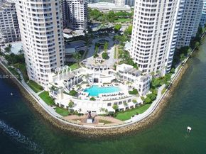 848 Brickell Key Dr 306, Miami FL 33131