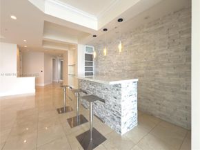 848 Brickell Key Dr 306, Miami FL 33131